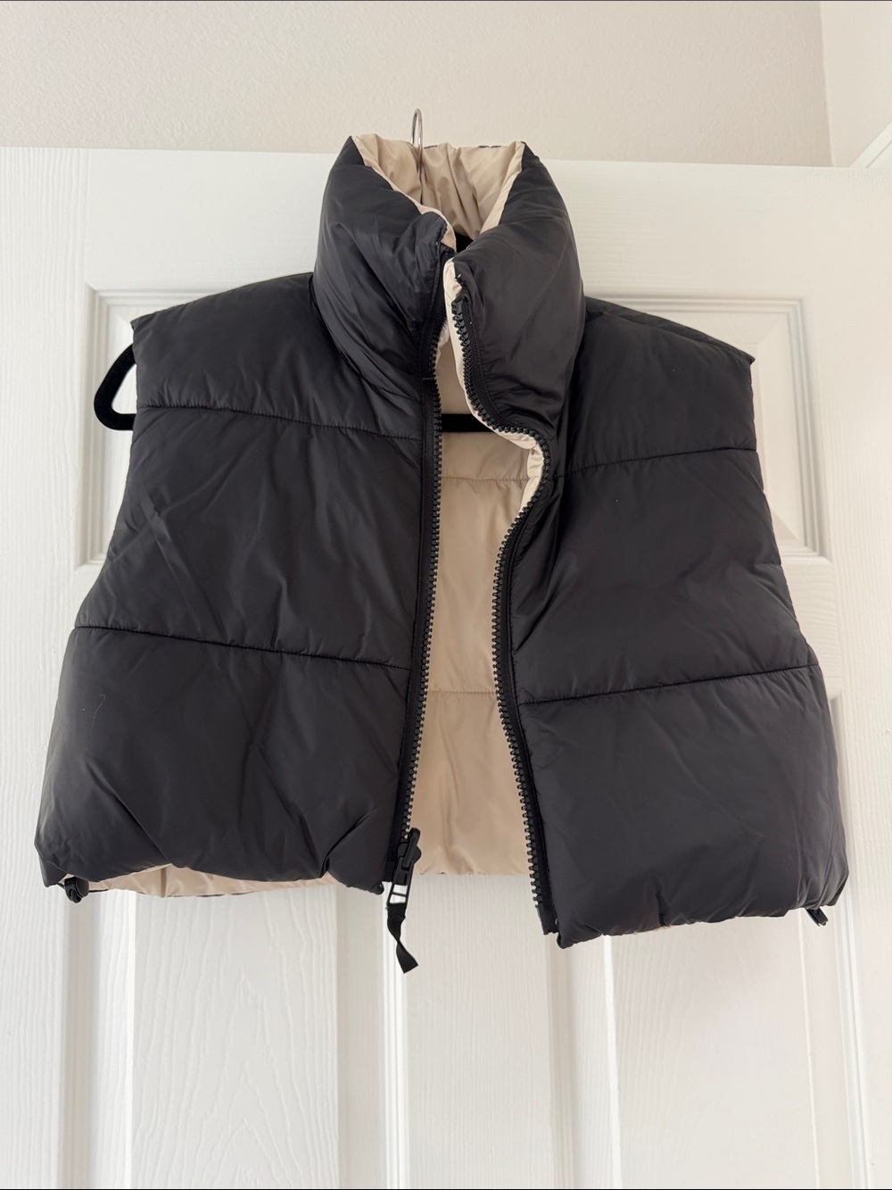Zara Reversible Black and Beige Puffer Vest